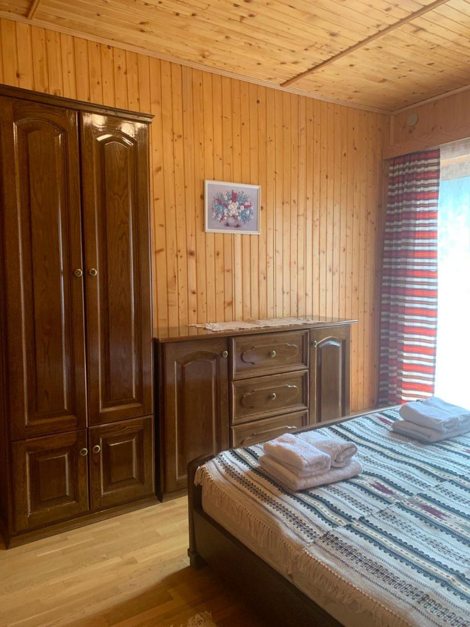 Світанкове Сяйво Villa Yaremche Ngoại thất bức ảnh